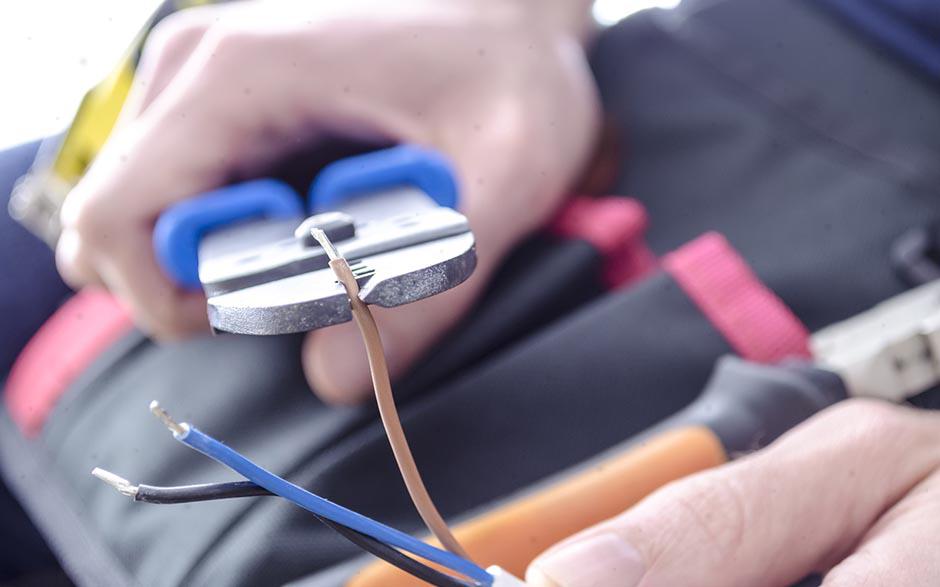 travail électricien Lardy